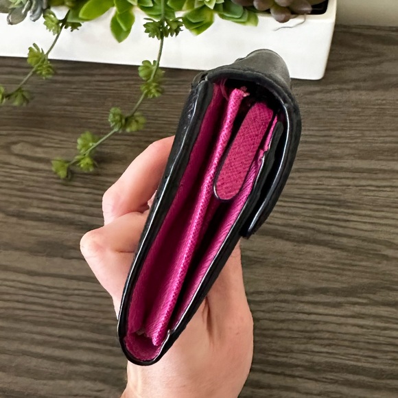 MICHAEL Michael Kors Black w/ Magenta Pink Saffiano Leather Zip Wallet - Picture 11 of 11